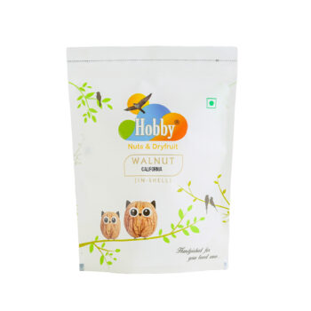 Fresh in-shell walnuts rich in Omega-3 and antioxidants.